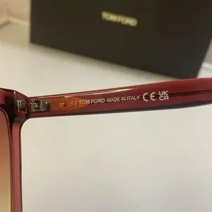 Tom Ford | Accessories | Tom Ford Sabrina Bordeaux Gradient  display picture 1